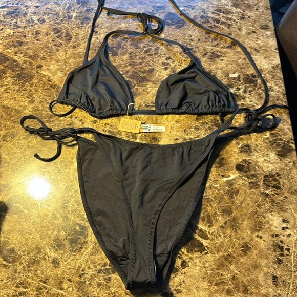 SKIMS Other - Skims bikini set NWT